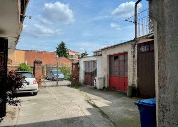 Three-room apartment Via Roma, Piossasco - photo 27