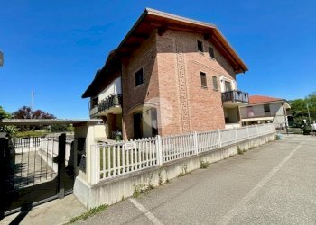 Quadrilocale Via Lombardore, Leini - foto 1