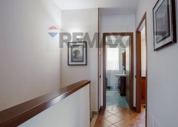 Villa Via Sole delle Alpi, 67 
 Torbiato, Adro - photo 10