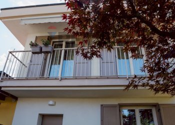 Villa Via Sole delle Alpi, 67 
 Torbiato, Adro - photo 12