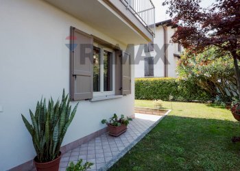 Villa Via Sole delle Alpi, 67 
 Torbiato, Adro - photo 23