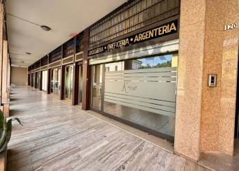 Shop Via Ambaraga, 122
Mompiano, Brescia (neighborhood Mompiano) - photo 23