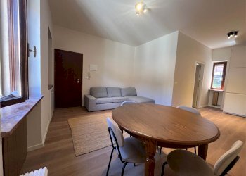 Three-room apartment - Via Muro Padri, 39, Verona (neighborhood Veronetta) - photo 2