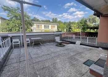 Villa a Schiera Ivrea - foto 4