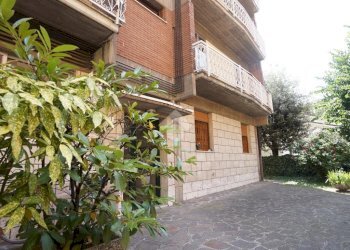 Three-room apartment Via Trento e Trieste, Formigine - photo 1