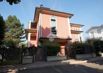 Four-room apartment Via Pio Donati, Formigine - photo 15