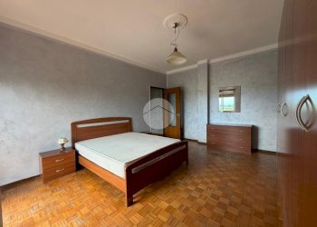 Two-room apartment Via Cuneo, Barge - photo 9