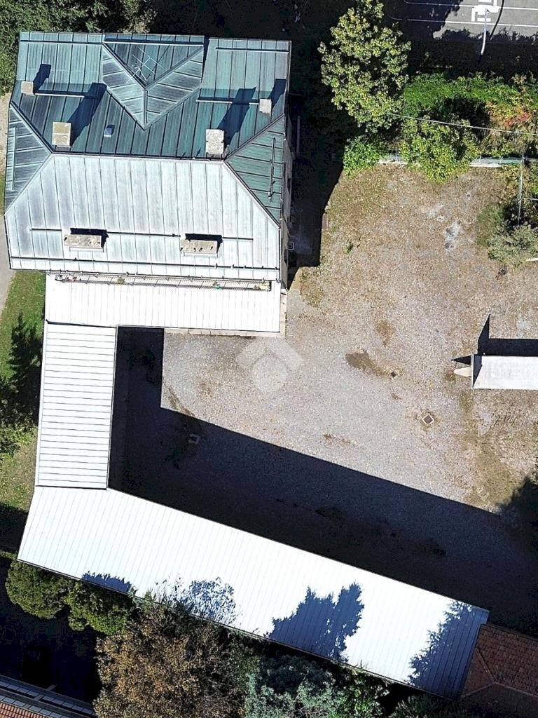Stable - Palace Via matteotti, Montalto Dora - photo 1
