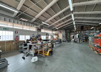 Capannone Strada Ragni E Meloni, Cameri - foto 3