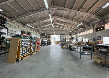 Capannone Strada Ragni E Meloni, Cameri - foto 17