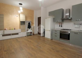 Two-room apartment Via Achille Grandi, Langhirano - photo 3