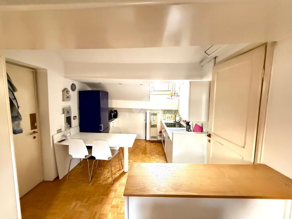 One-room apartment Piazza Sant'Agostino, Milano (neighborhood San Vittore) - photo 1