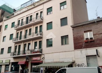 One-room apartment Via Ponte Nuovo, Milano - photo 16