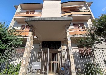 Trilocale Via Renato Simoni, 4, Bologna (zona San Donato) - foto 1