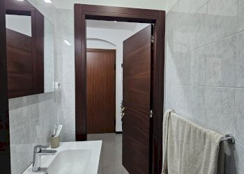 Apartment VIA ANGELO SIFFREDI, Genova (neighborhood Cornigliano) - photo 27