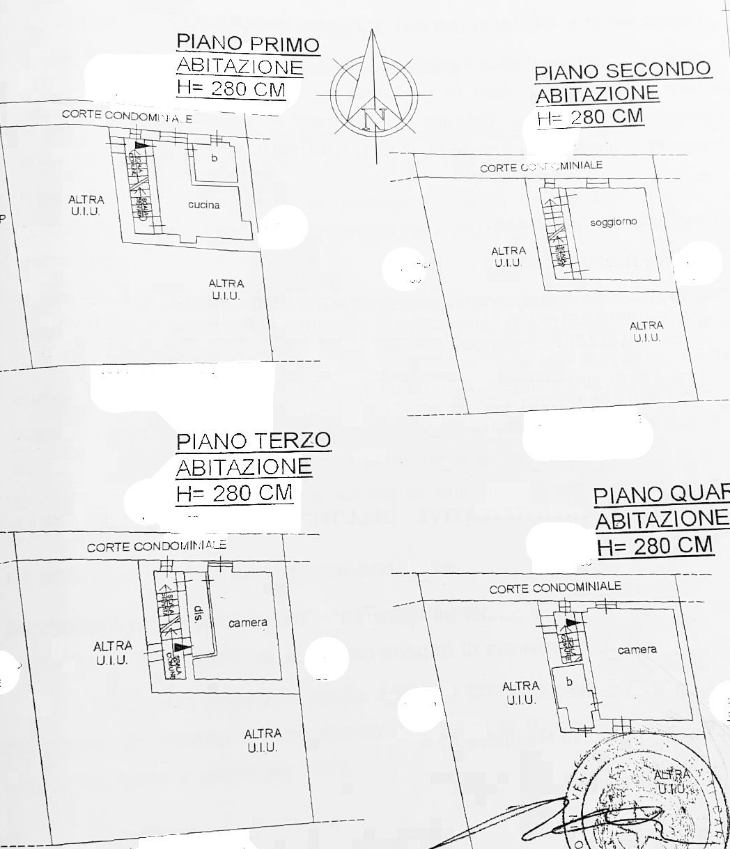 Four-room apartment Vicolo Maggiore, Dolceacqua - floor plans 1