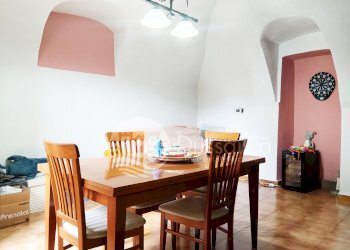 Four-room apartment Vicolo Maggiore, Dolceacqua - photo 1