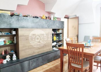 Four-room apartment Vicolo Maggiore, Dolceacqua - photo 12