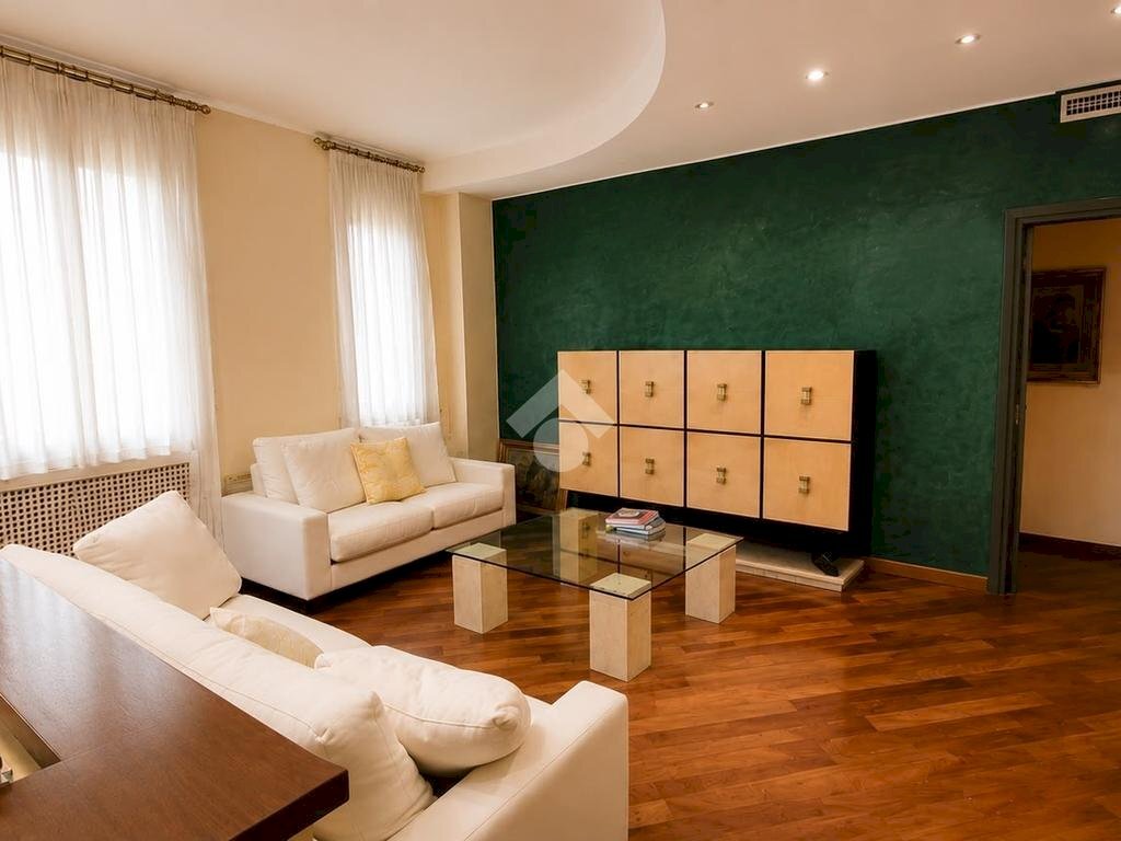 Three-room apartment Via Ercole Ferrario, Milano (neighborhood Washington) - photo 3