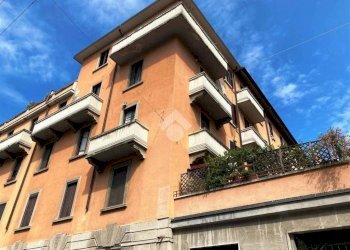 Three-room apartment Via Ercole Ferrario, Milano (neighborhood Washington) - photo 12