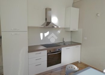 One-room apartment Via Mac mahon, Milano - photo 4