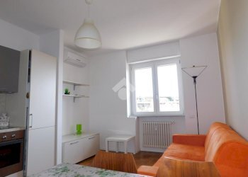 Two-room apartment Via Andrea Solari, Milano (neighborhood Solari) - photo 13