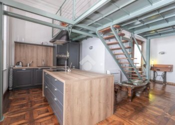 Bilocale Via Giuseppe Luigi Lagrange, Torino (zona Centro) - foto 1