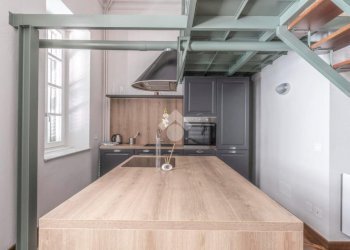 Two-room apartment Via Giuseppe Luigi Lagrange, Torino (neighborhood Centro) - photo 9