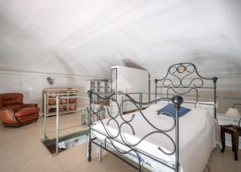 Two-room apartment Via Giuseppe Luigi Lagrange, Torino (neighborhood Centro) - photo 23