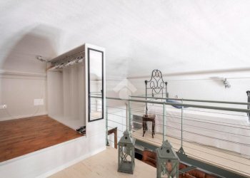 Two-room apartment Via Giuseppe Luigi Lagrange, Torino (neighborhood Centro) - photo 25