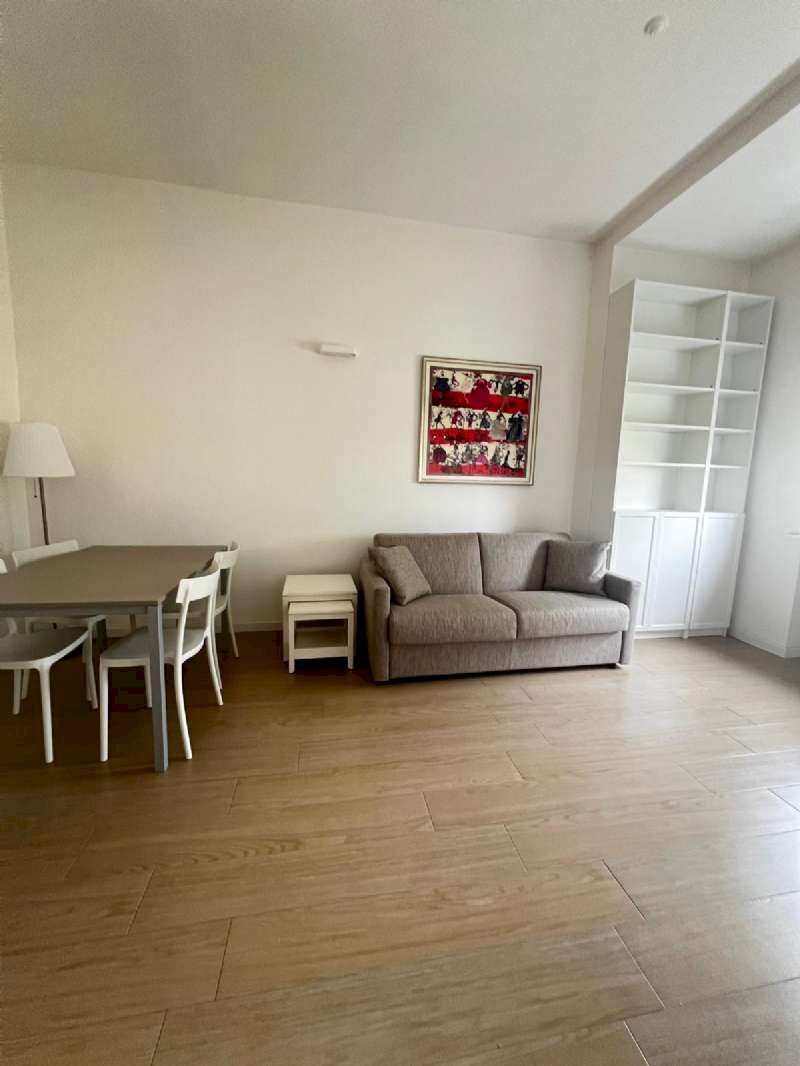 Two-room apartment via CONCA DEL NAVIGLIO 5, Milano (neighborhood Ticinese) - photo 2