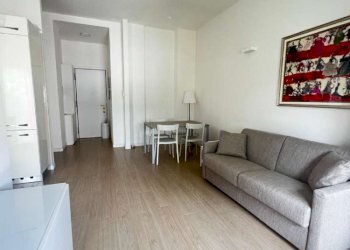 Two-room apartment via CONCA DEL NAVIGLIO 5, Milano (neighborhood Ticinese) - photo 3