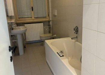 Apartment Corso Enotria, 1C, Alba - photo 13