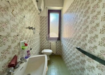 Apartment Via Rusca, Savona (neighborhood La Rusca) - photo 27