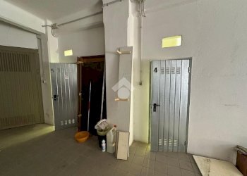 Warehouse viale goffredo franchini, Genova (neighborhood Nervi) - photo 2