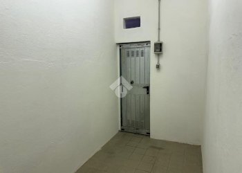 Warehouse viale goffredo franchini, Genova (neighborhood Nervi) - photo 3