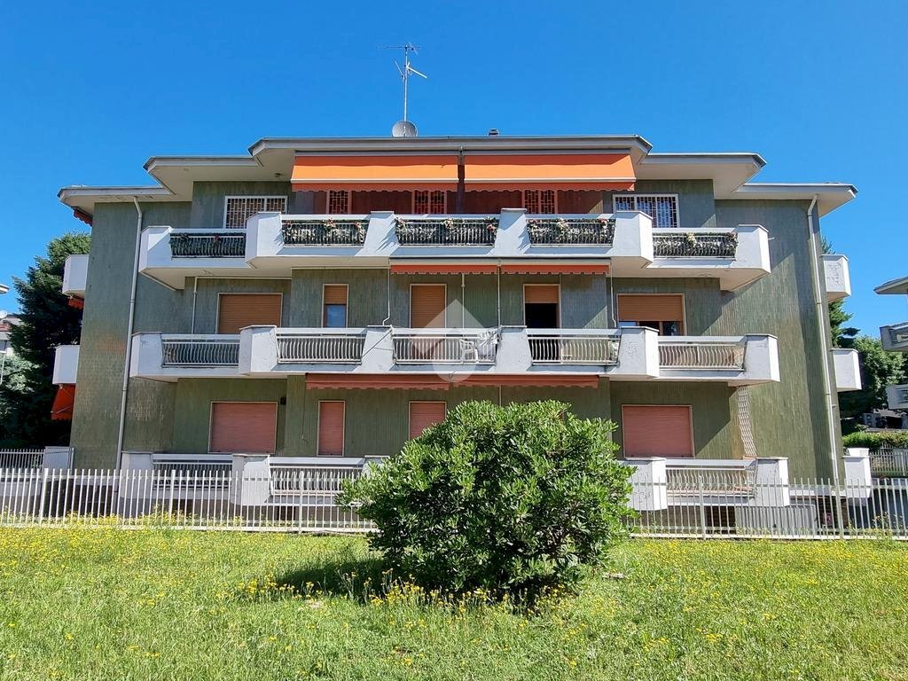 Three-room apartment Via Bertarini, Carugate - photo 3