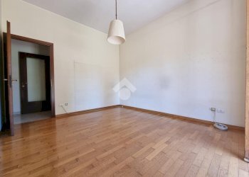 Three-room apartment Via Bertarini, Carugate - photo 42