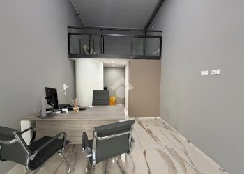 Negozio Via Dagnini, Bologna (zona Murri) - foto 3