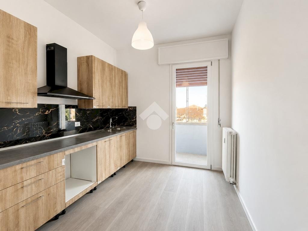 Apartment Via Fratelli Basini, Forlì - photo 3