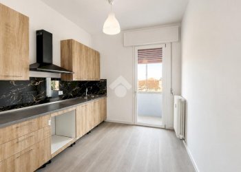 Apartment Via Fratelli Basini, Forlì - photo 3