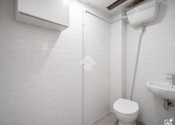 Two-room apartment Corso Adriano, Modena (neighborhood Centro Storico) - photo 5