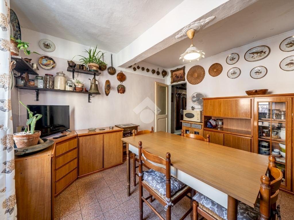 Two-room apartment Corso Adriano, Modena (neighborhood Centro Storico) - photo 2