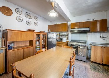 Two-room apartment Corso Adriano, Modena (neighborhood Centro Storico) - photo 4