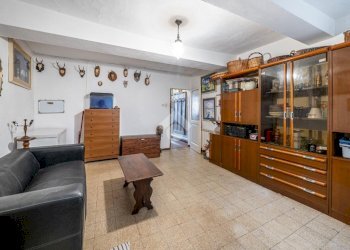 Two-room apartment Corso Adriano, Modena (neighborhood Centro Storico) - photo 5