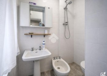 Two-room apartment Corso Adriano, Modena (neighborhood Centro Storico) - photo 9
