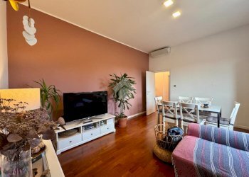 Three-room apartment via Cavour, Modena (neighborhood Centro Storico) - photo 1