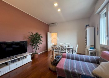 Three-room apartment via Cavour, Modena (neighborhood Centro Storico) - photo 5