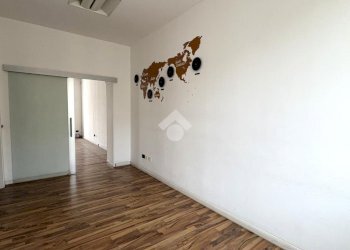Four-room apartment Via Giuseppe Mazzini, Senago - photo 15