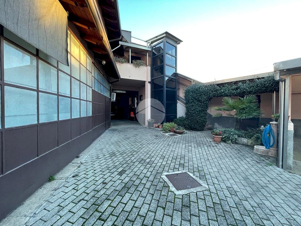 Villa Via Boffalora, Magenta - photo 2